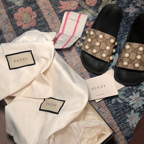 Gucci Women's Pursuit Pearl Stud Pool Slide Sandals | Size 6 US | Size EU 36 - Picture 11 of 11